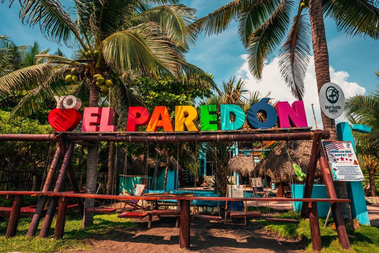The Driftwood Surfer Beachfront Hostel / Restaurant / Bar, El Paredon El Paredón Buena Vista Exteriör bild