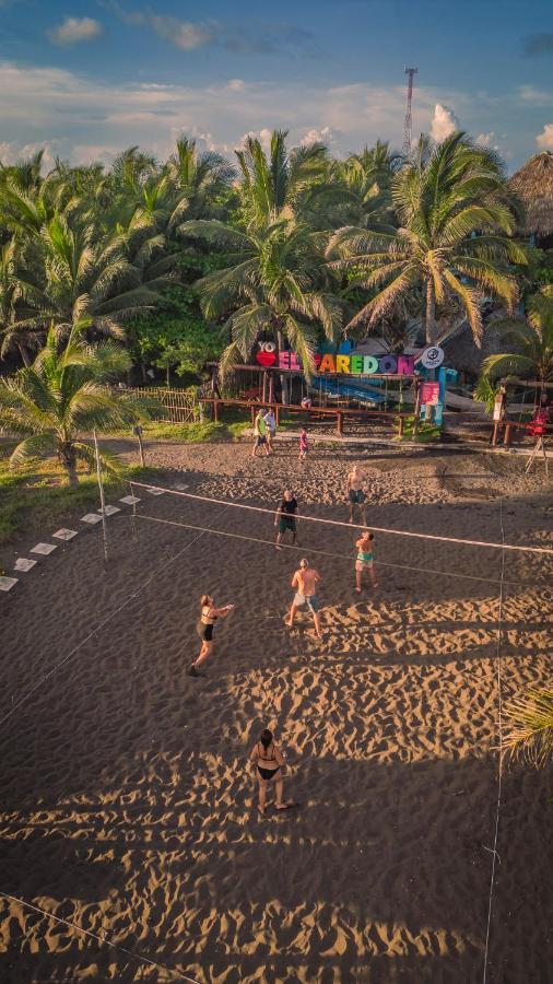 The Driftwood Surfer Beachfront Hostel / Restaurant / Bar, El Paredon El Paredón Buena Vista Exteriör bild