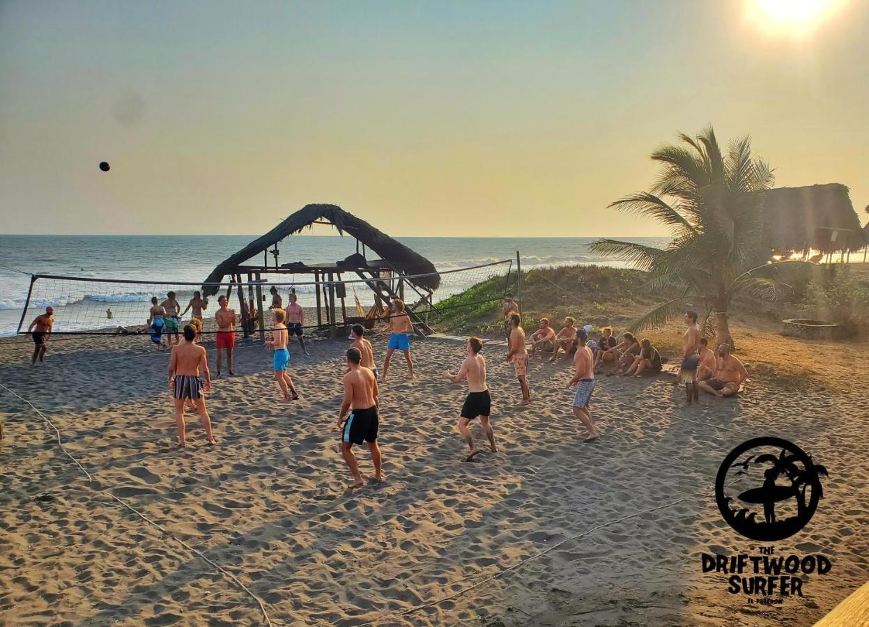 The Driftwood Surfer Beachfront Hostel / Restaurant / Bar, El Paredon El Paredón Buena Vista Exteriör bild